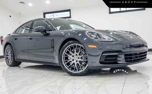 2018 Porsche Panamera 4 in Crestwood, IL, United States 1