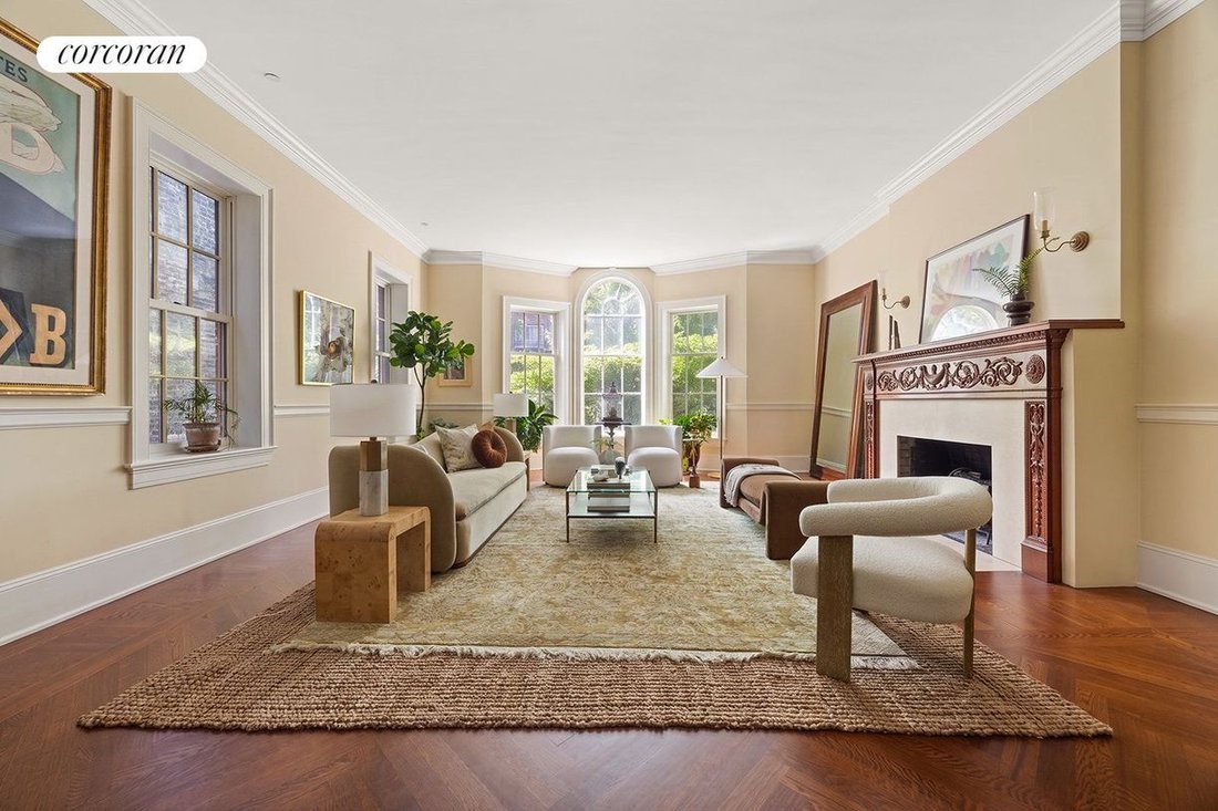 House in New York, New York, United States 1 - 18916301