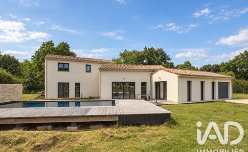 Maison à Beutre, Mérignac, France 1