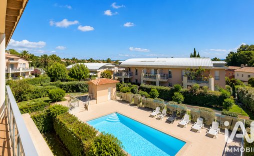 Appartamento a Brusquet-Retenaou-Devens, Vallauris, Francia 1