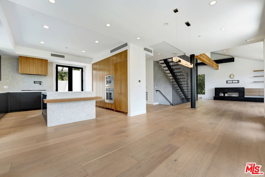 House in Los Angeles, California, United States 1 - 18914802