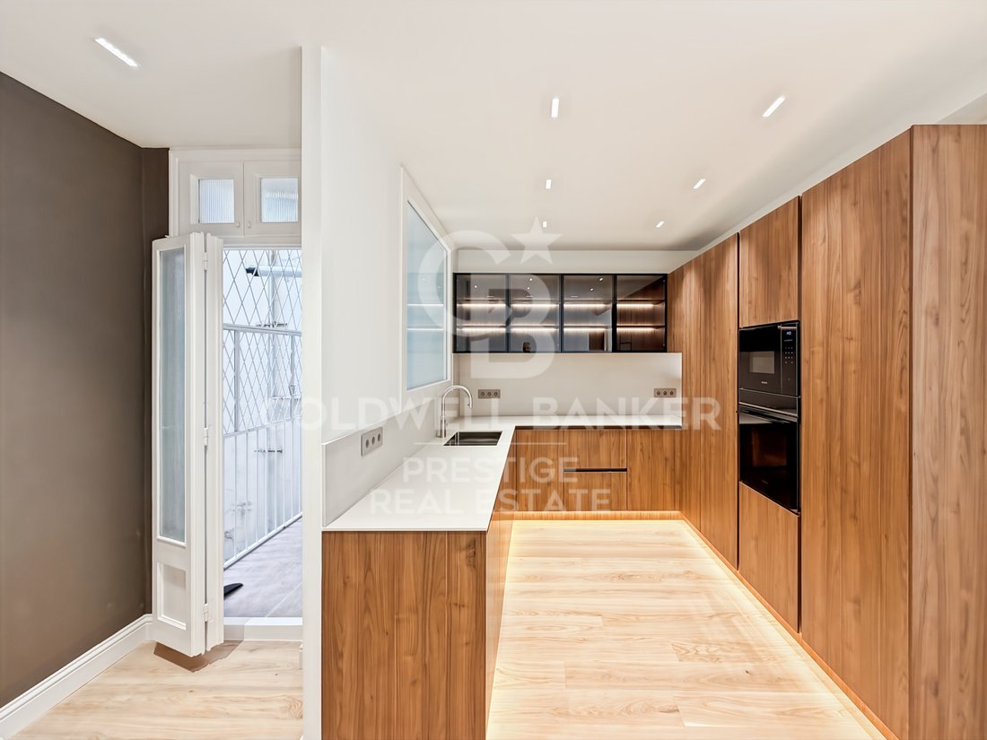Apartment in Eixample, Barcelona, Spain 3 - 18907912