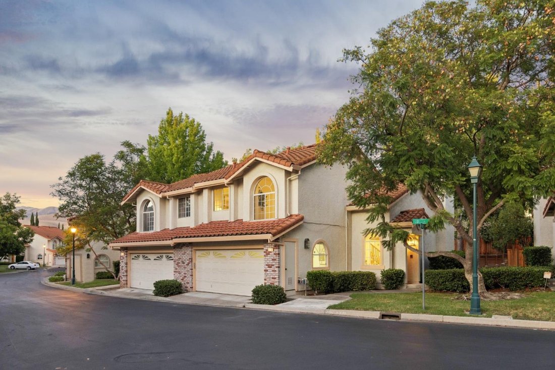 Residenza a Milpitas, California, Stati Uniti 2 - 18919812