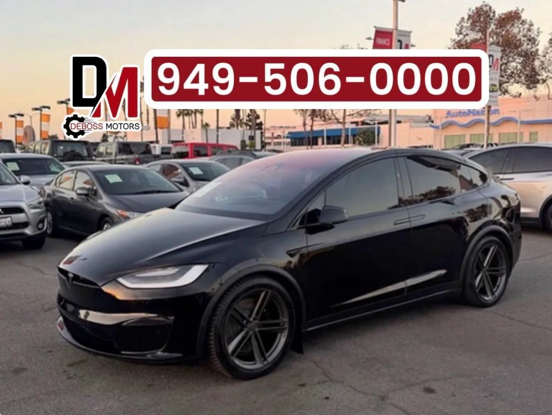 Suv in Costa Mesa, CA, United States 1 - 18921137