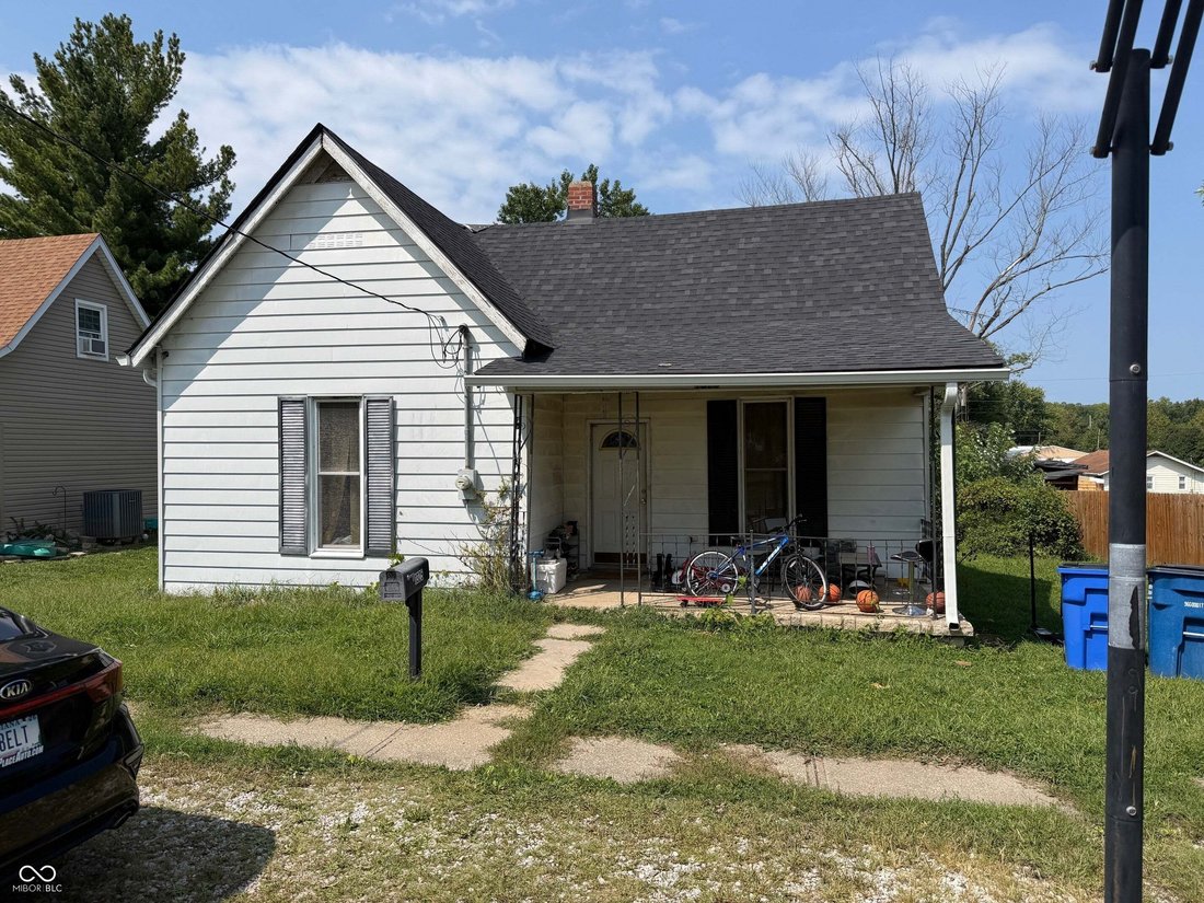 House in Bedford, Indiana, United States 1 - 18908744