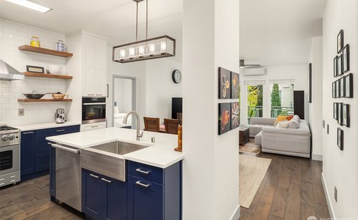 Condo in Kirkland, Washington, United States 1