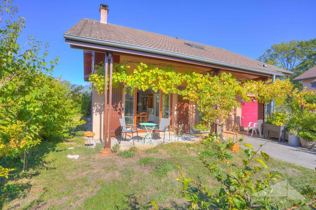 House in Centre, Gex, France 2 - 18912597