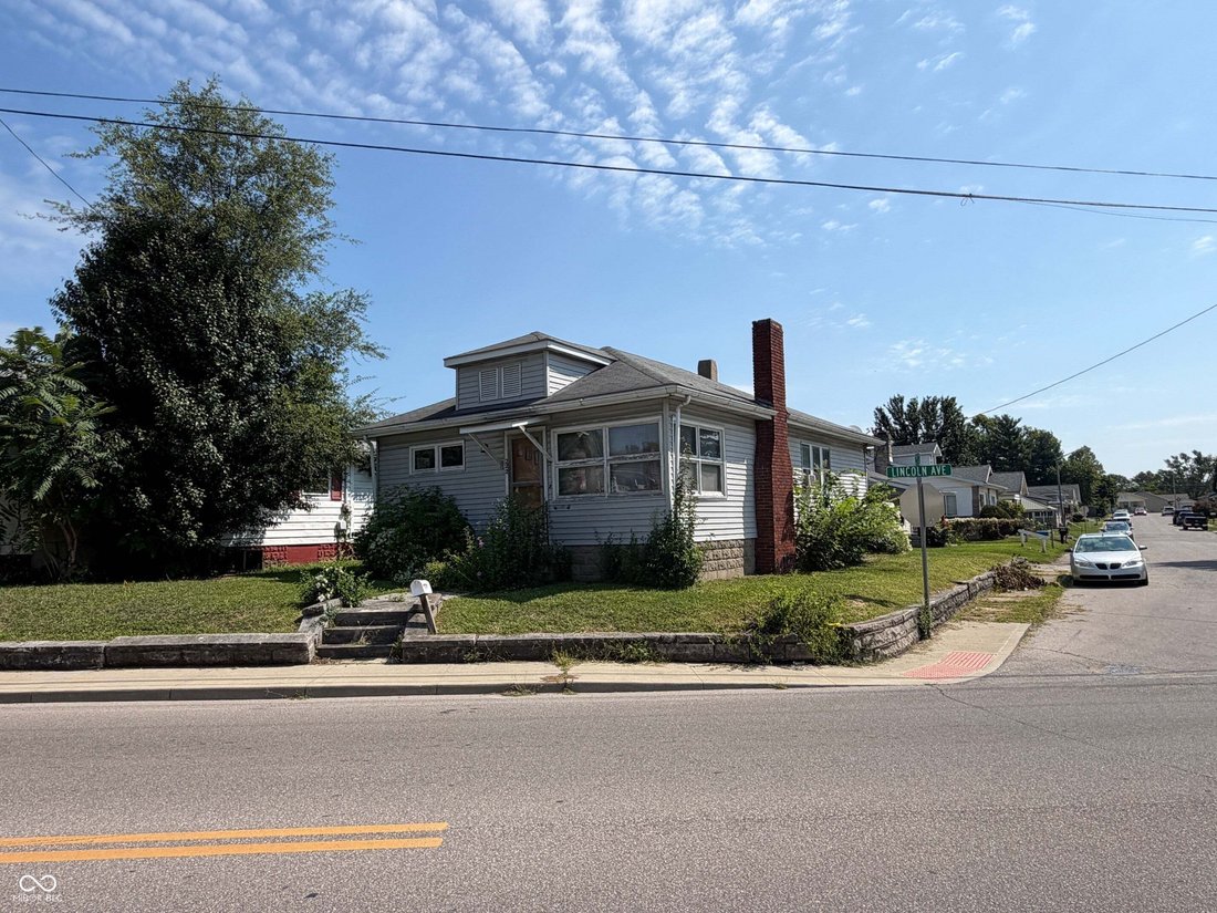 House in Bedford, Indiana, United States 3 - 18908838