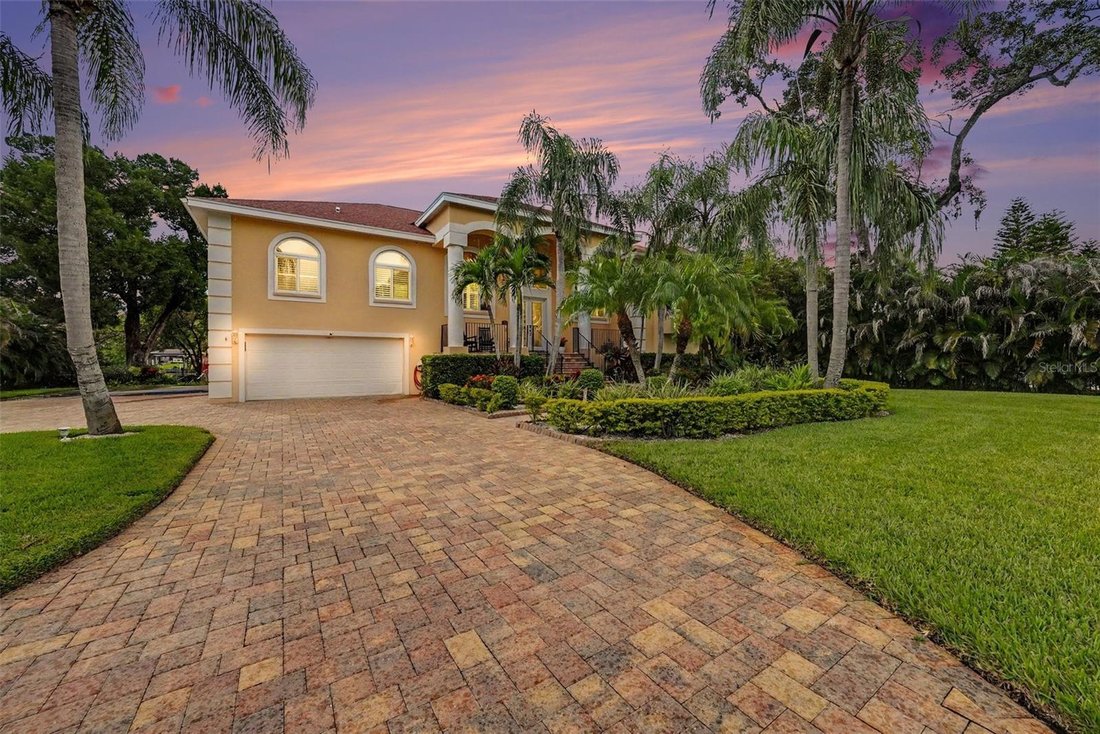 House in Tampa, Florida, United States 1 - 18905951
