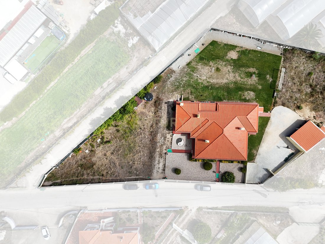 Villa in Silveira, Lisbon, Portugal 2 - 18913548
