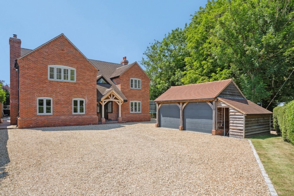 Casa a Aylesbury, Inghilterra 1 - 17487173