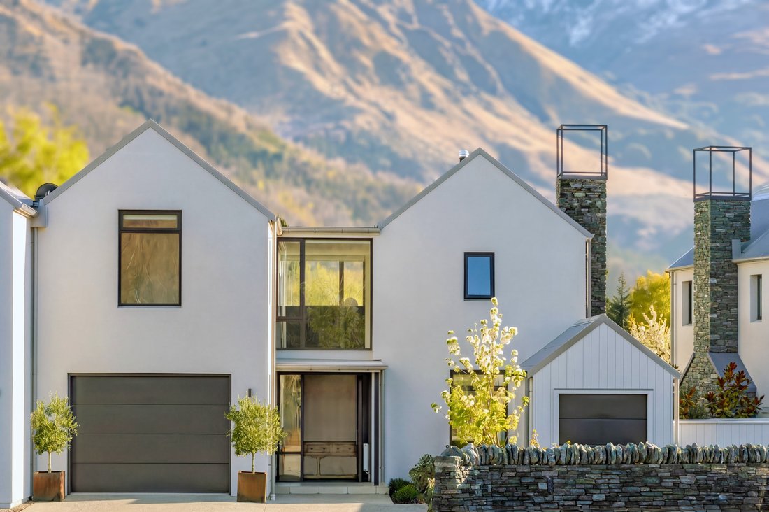 House in Arrowtown, Otago, New Zealand 1 - 18664682