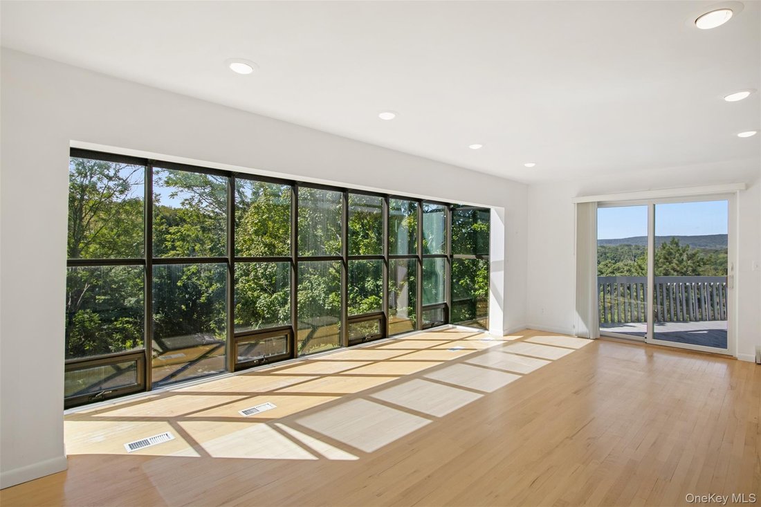 House in Warwick, New York, United States 3 - 18031929