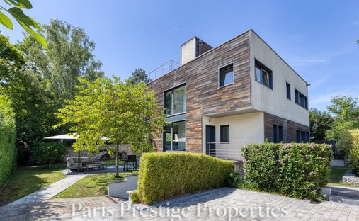 House in Chatou, Ile-de-France, France 1
