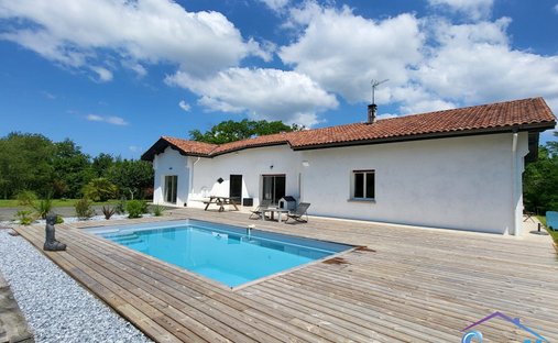 Casa a Saubrigues, Nuova Aquitania, Francia 1