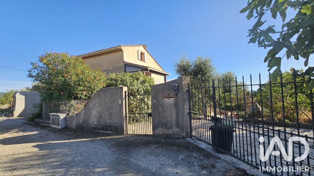 House in Saint-Andre-de-la-Roche, Provence-Alpes-Côte d'Azur, France 1 - 18916457