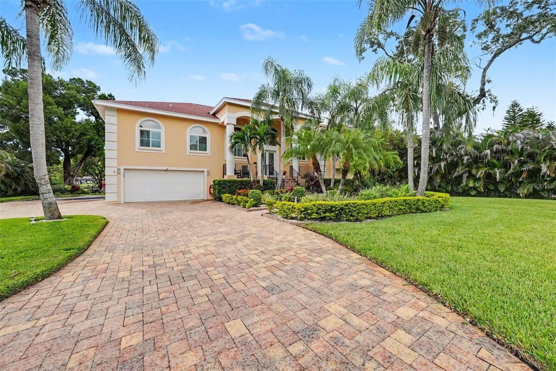 House in Tampa, Florida, United States 2 - 18905951