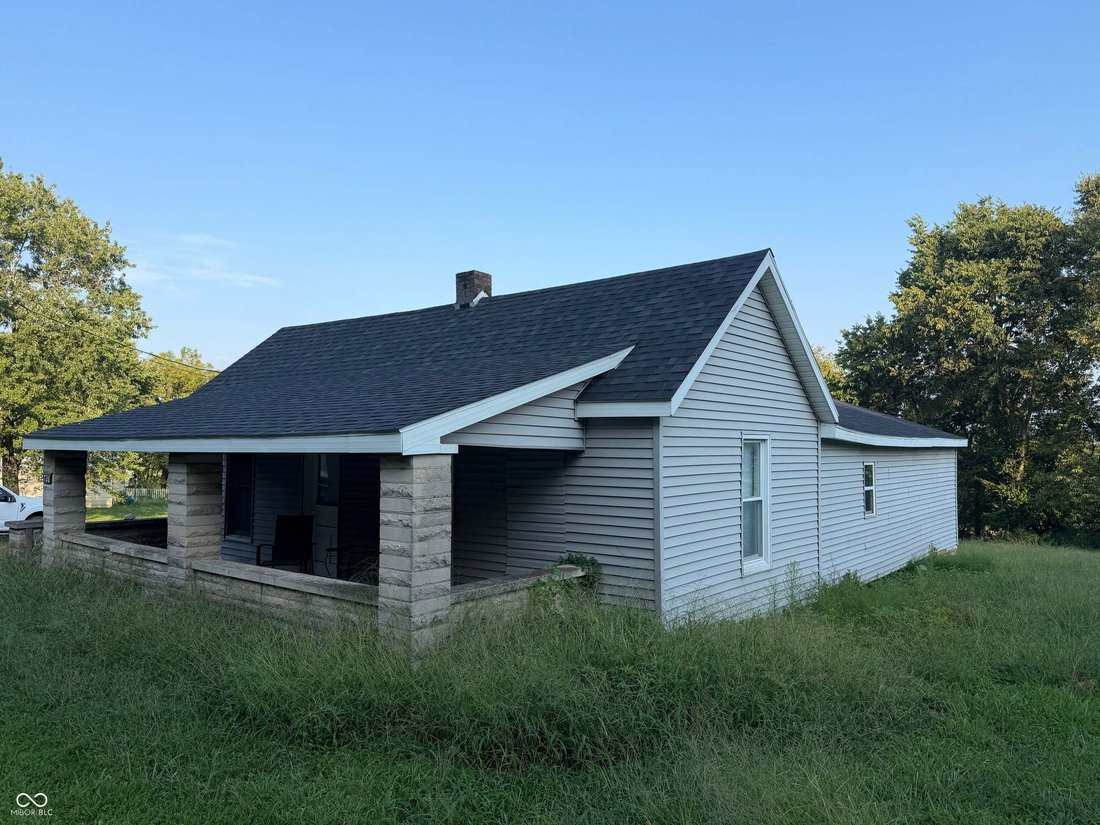 House in Bedford, Indiana, United States 3 - 18908785