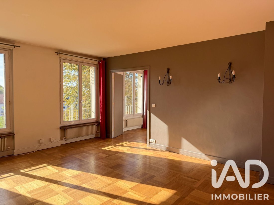 Appartamento a Centre Ville, Rueil-Malmaison, Francia 2 - 18872122
