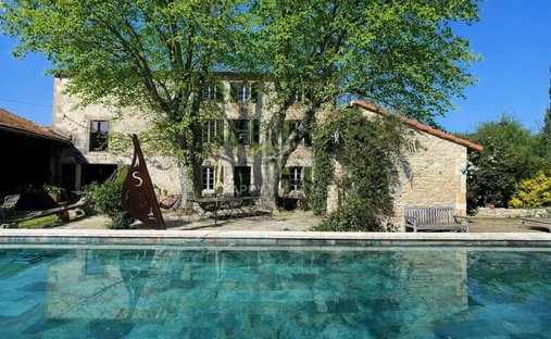 Maison à Campagne, Tarascon, France 1
