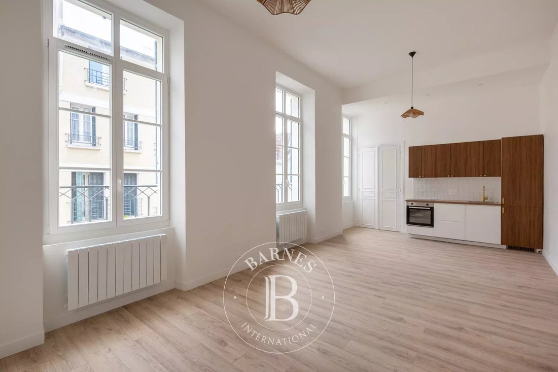 Apartment in Saint-Germain-en-Laye, Ile-de-France, France 3 - 18916023