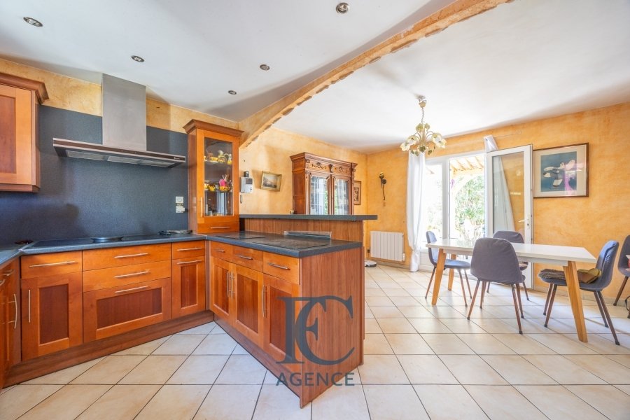 Casa en Saint-Cyr-sur-Mer, Provenza-Alpes-Costa Azul, Francia 3 - 18917589