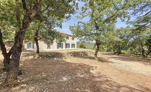 Villa in Chateauvert, Provence-Alpes-Côte d'Azur, France 1