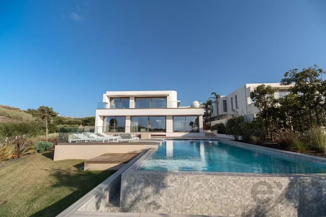Villa in Lourinha e Atalaia, Lisbon, Portugal 1 - 17429940