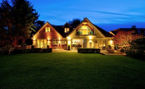House in Wokingham, England 1