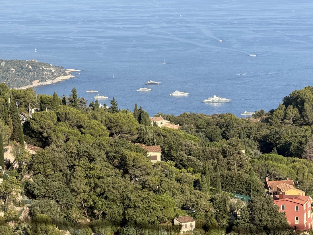 Villa in La Turbie, Provence-Alpes-Côte d'Azur, Frankreich 1 - 18808575