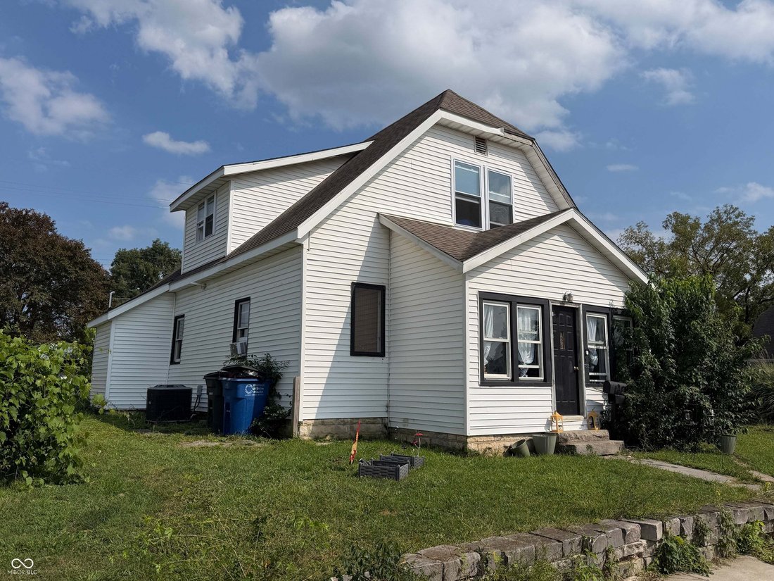 House in Bedford, Indiana, United States 2 - 18908788