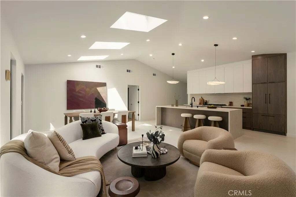 Condo in Los Angeles, California, United States 1 - 18910165