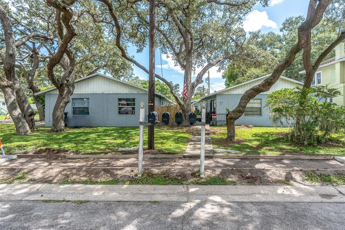 Largo, Florida, United States 1 - 18909104
