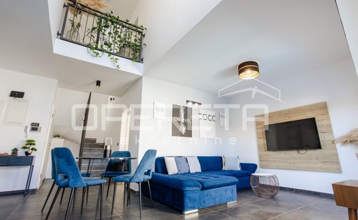 Maison à Vodice, Comitat de Šibenik-Knin, Croatie 1
