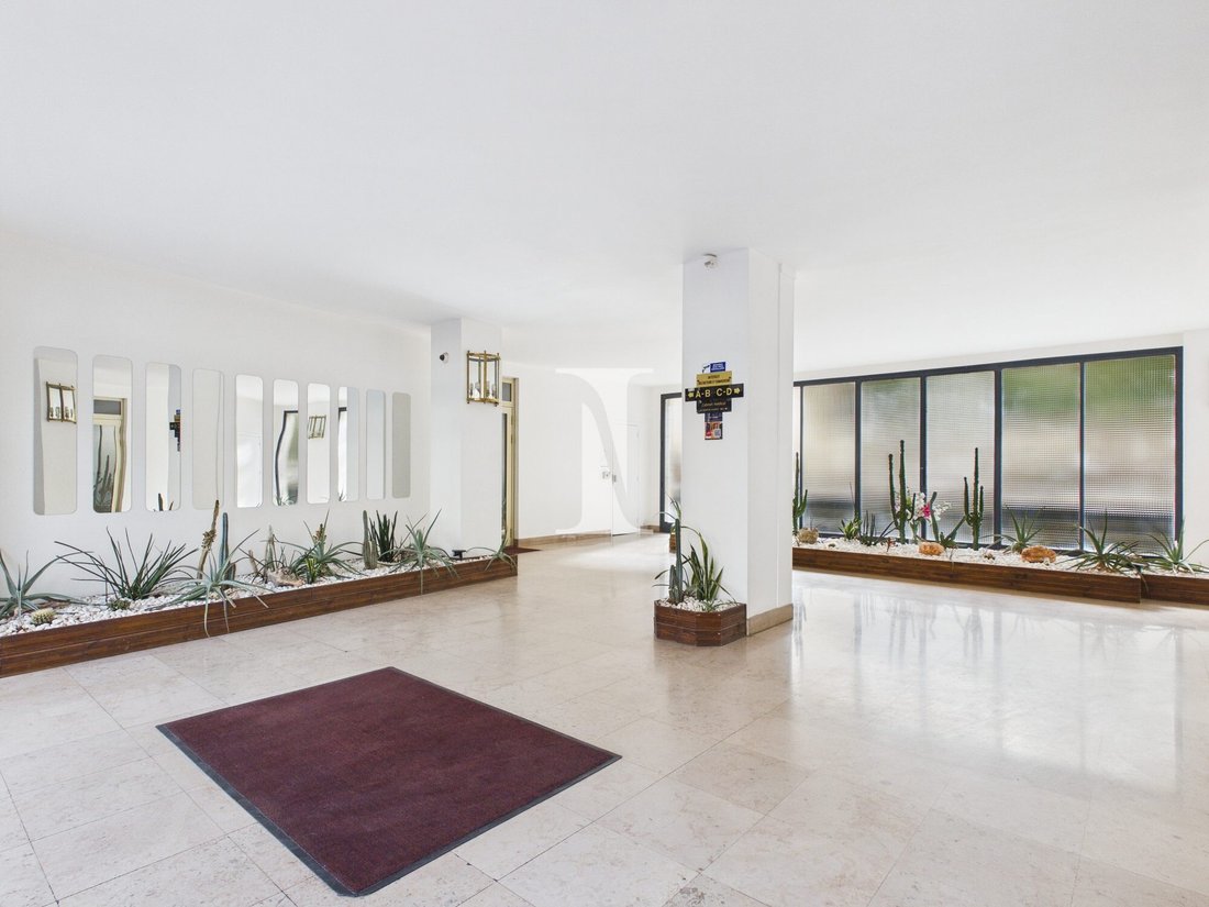 Apartamento en Violet Commerce, Paris 15e Arrondissement, París 4 - 18912525