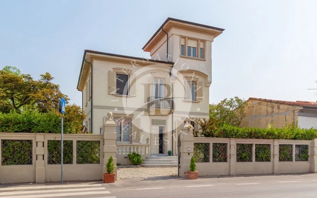 Villa in Italy 1 - 18907981