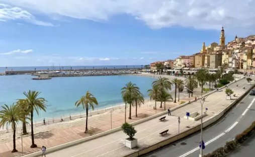 Wohnung in Menton, Provence-Alpes-Côte d'Azur, Frankreich 1