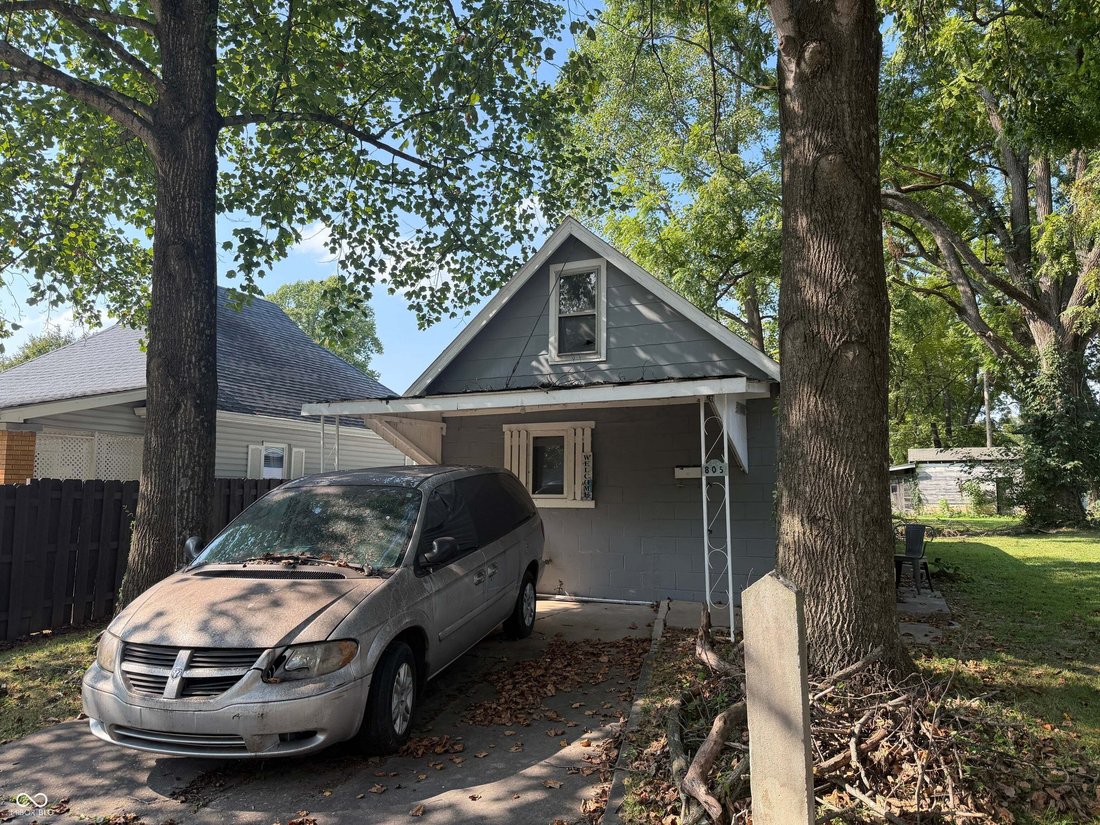 House in Bedford, Indiana, United States 3 - 18908881