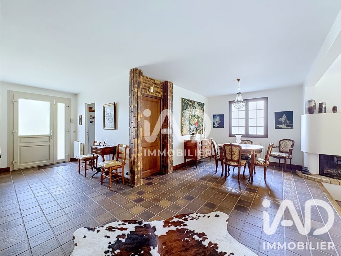 House in Varennes-Jarcy, Ile-de-France, France 3 - 18916540