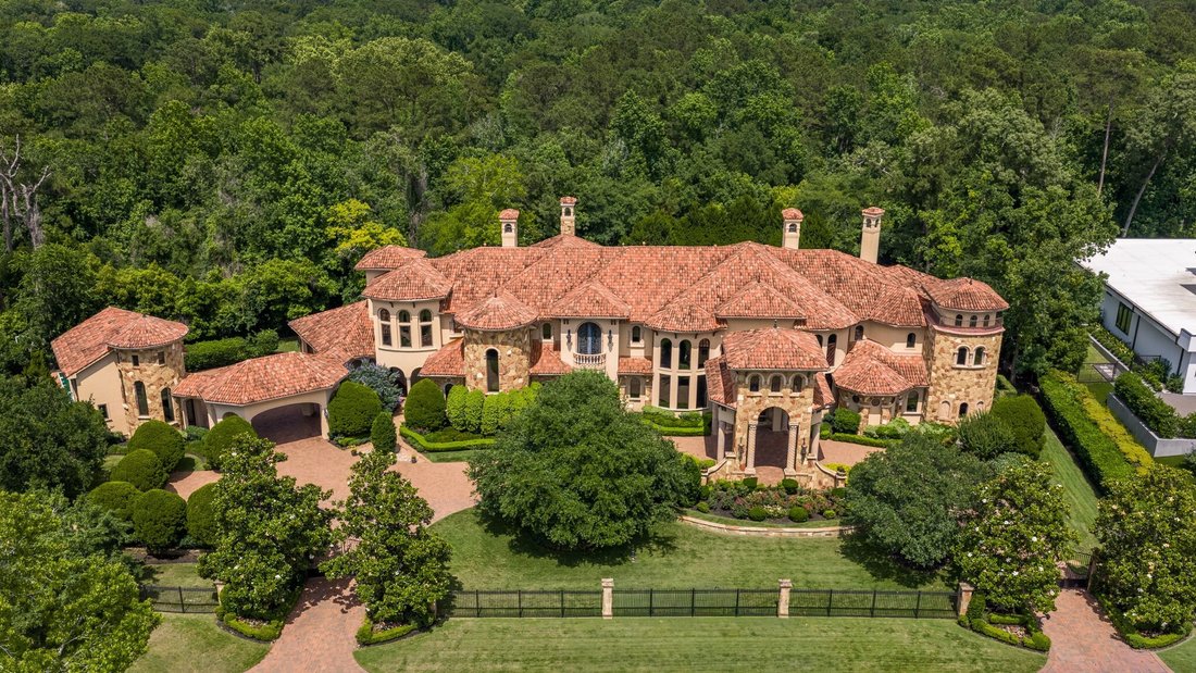 House in The Woodlands, Texas, United States 2 - 18909896