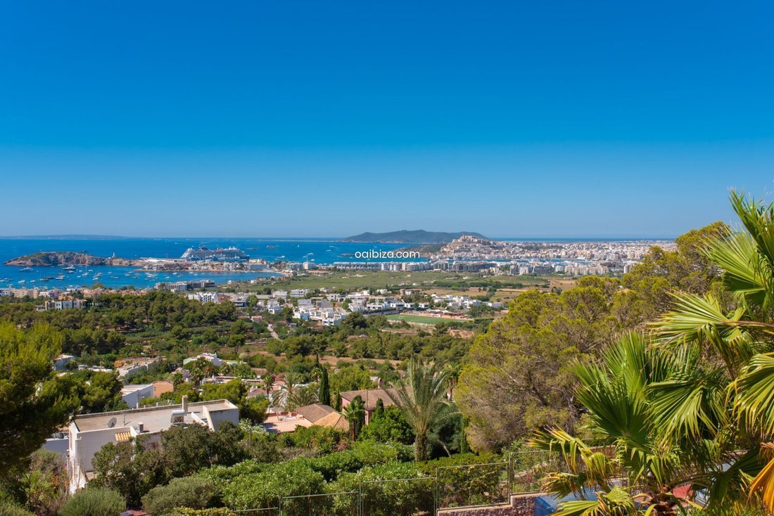 Villa in Sant Jordi de ses Salines, Sant Josep de sa Talaia, Balearic Islands 3 - 17773252