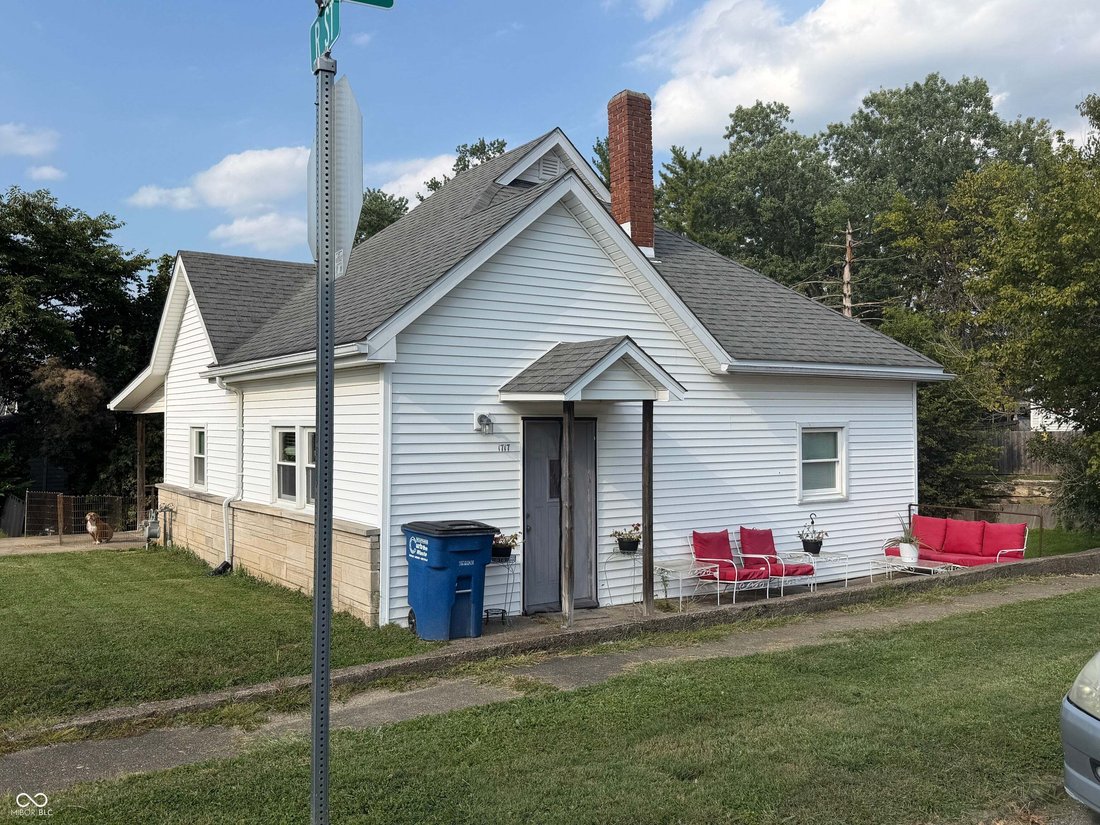House in Bedford, Indiana, United States 2 - 18908765