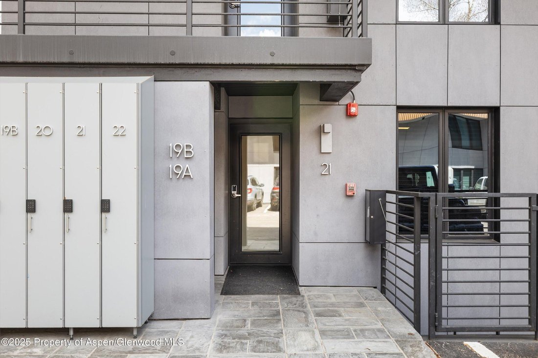 Condo in Aspen, Colorado, United States 2 - 18913992
