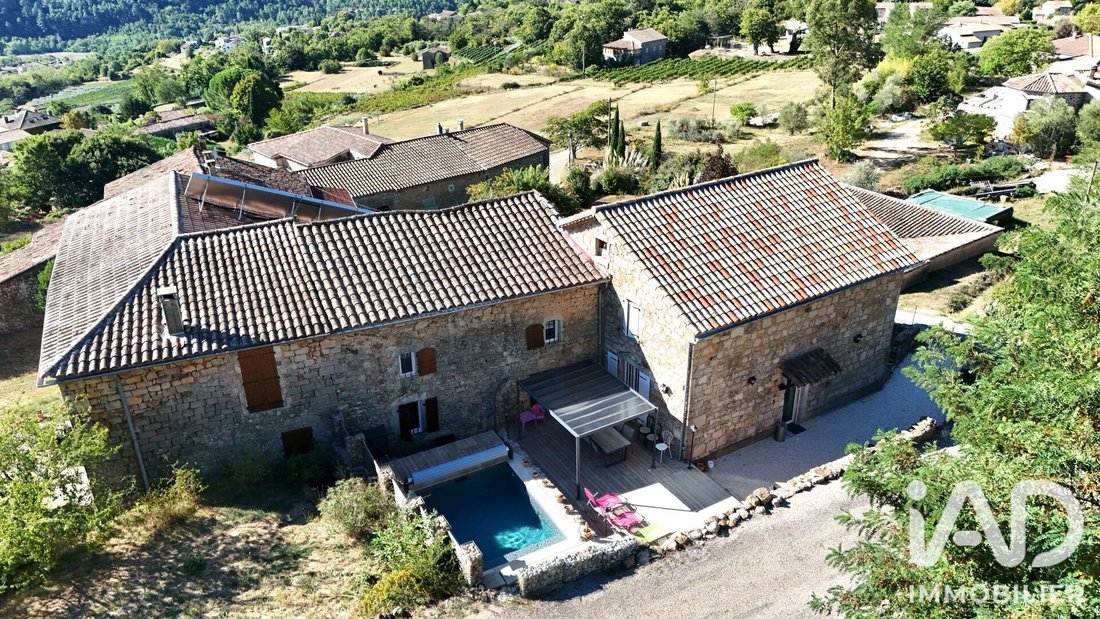 House in Vernon, Auvergne-Rhône-Alpes, France 2 - 18920117