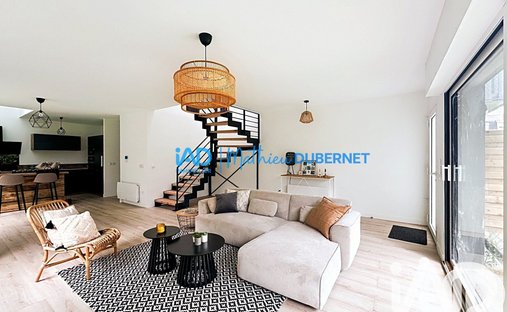 House in Centre, Croix, France 1