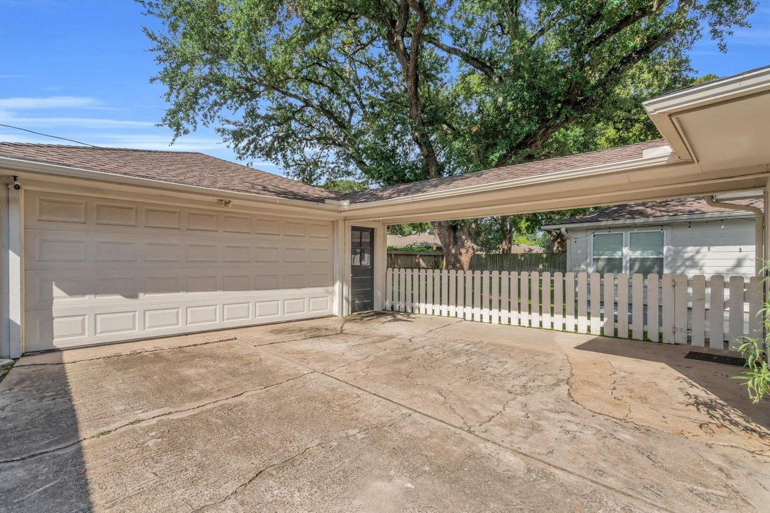 House in Houston, Texas, United States 3 - 18910434