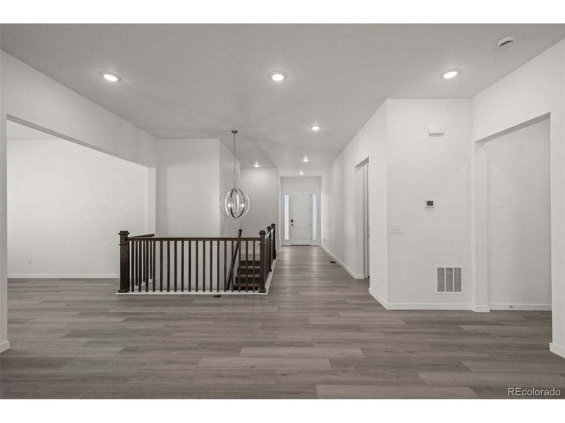 House in Loveland, Colorado, United States 2 - 18909130