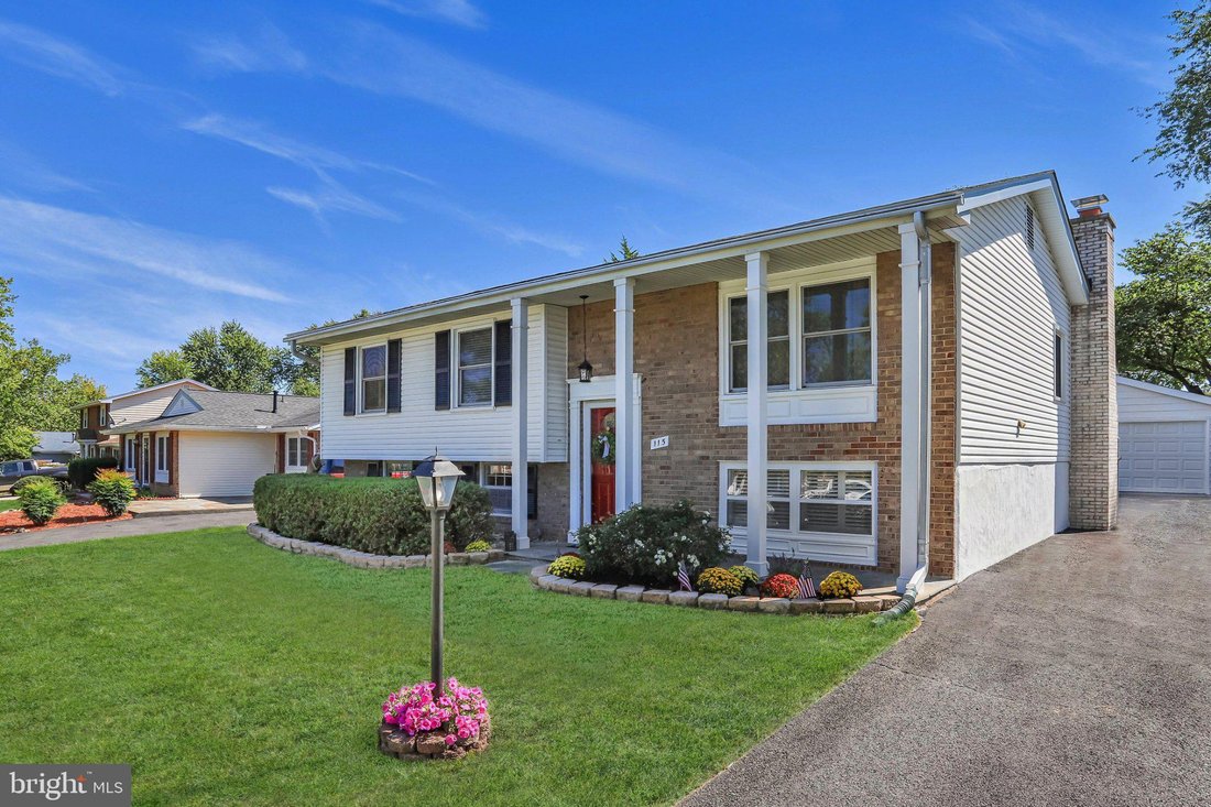 House in Sterling, Virginia, United States 1 - 18905302