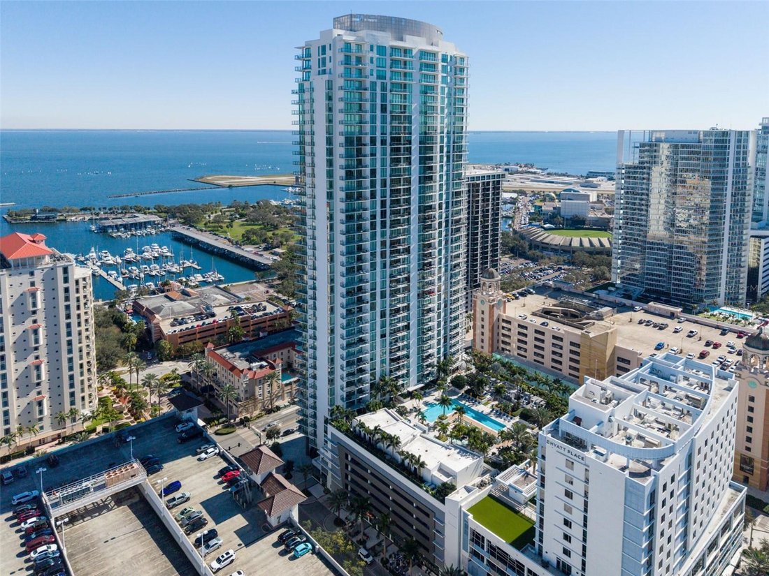 Condominio a St. Petersburg, Florida, Stati Uniti 1 - 18909861