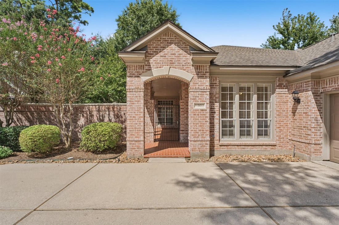House in The Woodlands, Texas, United States 2 - 18906188